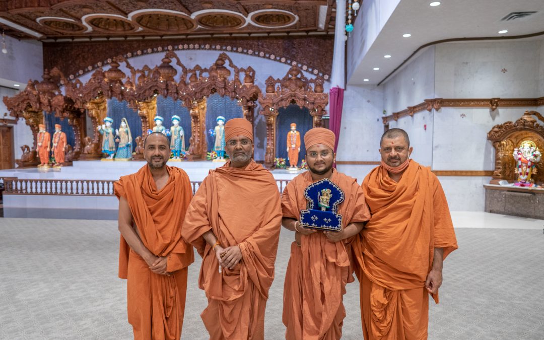 Satshri Vishwavallabh Swami Visits Harisumiran Mandir